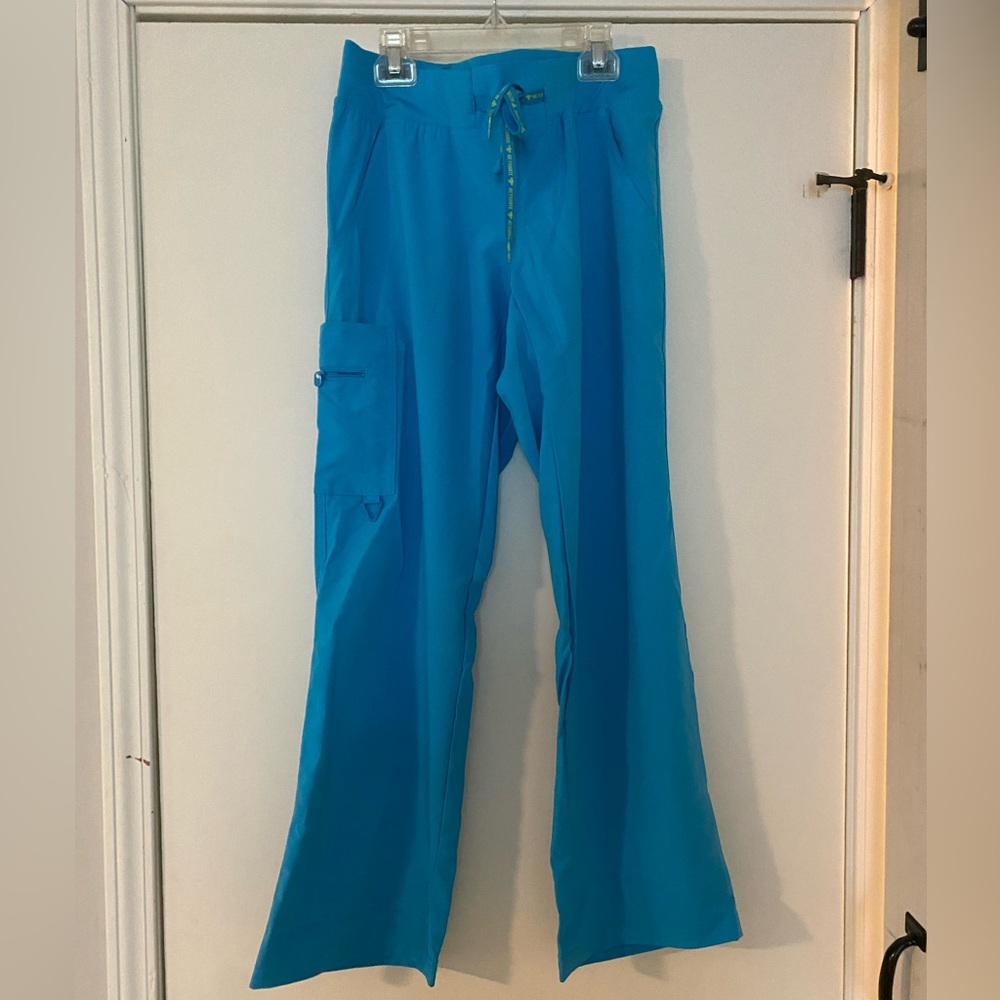 Med Couture Activate scrubs